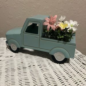 Aqua Floral Truck
